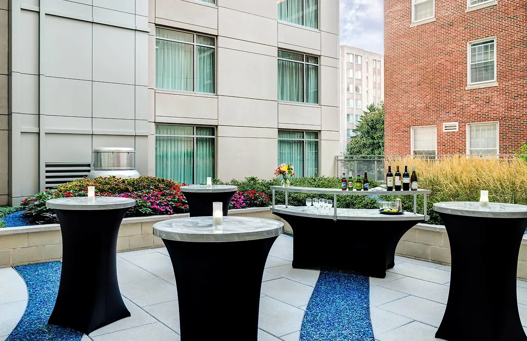 Courtyard By Marriott Washington, D.C./Foggy Bottom-1